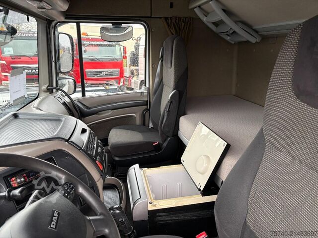 Posuvná plachta DAF XF 105.410 + EURO 5 + 6X2 + LIFT + MANUAL