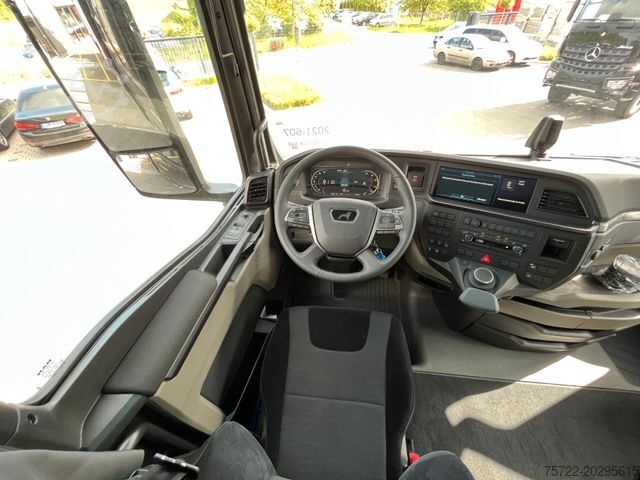 Logging truck MAN TGX 33 510 6x4 BL PLATTFORM Epsilon Q150Z96