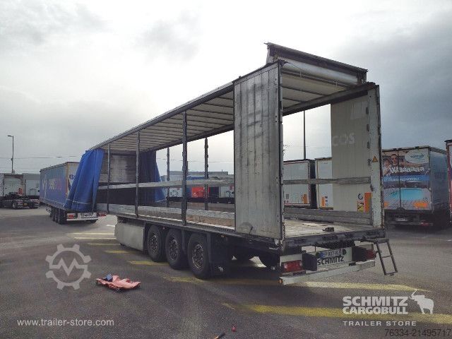 Semirimorchio con telone Schmitz Cargobull Semitrailer Curtainsider Standard