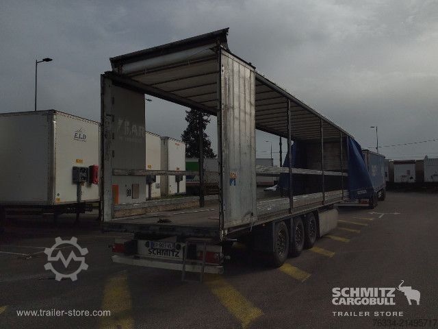 Semirimorchio con telone Schmitz Cargobull Semitrailer Curtainsider Standard