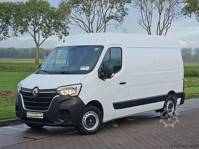 Stationvogn med højt tag RENAULT MASTER 2.3 L2H2 Navi Euro6 AC!