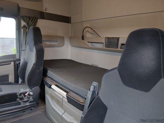 Standard nyergesvontató MAN TGX 18.470 BL Kipphydraulik Retarder Alu