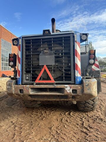 Lader Komatsu WA470-7