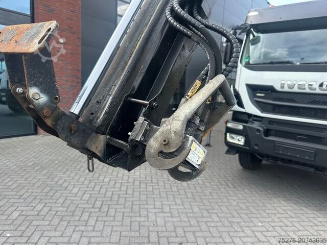 Vrachtwagen met kraan Iveco Trakker 360 6x4 Palfinger PK 33002-EH E + Fly J...