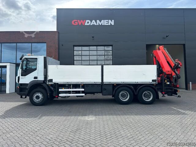 Vrachtwagen met kraan Iveco Trakker 360 6x4 Palfinger PK 33002-EH E + Fly J...