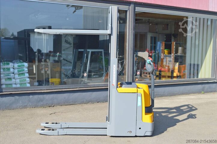 Handmatige stapelaar Jungheinrich EJD 220