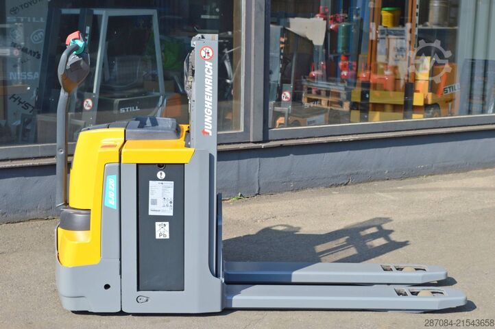 Handmatige stapelaar Jungheinrich EJD 220