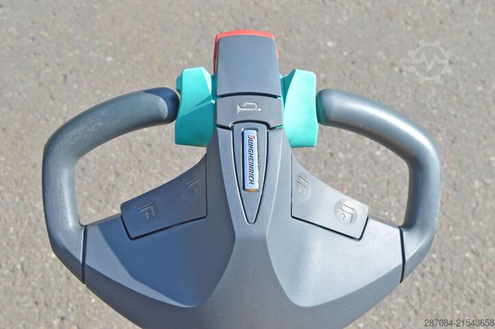 Handmatige stapelaar Jungheinrich EJD 220