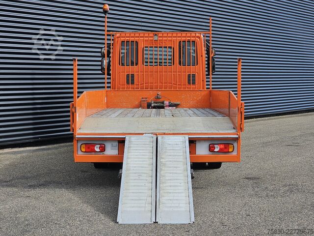Bergingsvoertuig Iveco 8-160L OPRIJ / MACHINE TRANSPORT