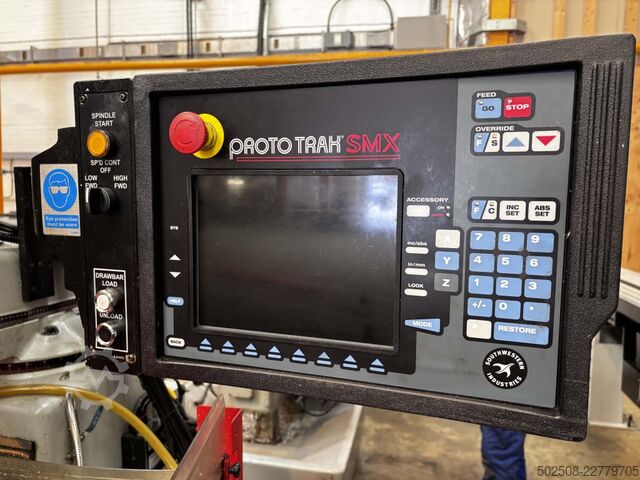Fresadora de herramientas XYZ Machine Tools SMX 2000