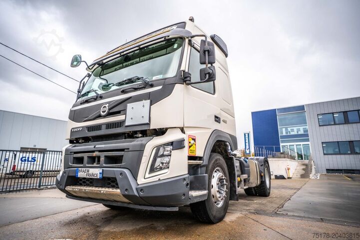 Standard tractor VOLVO FMX 460 GLOBE + HYDR