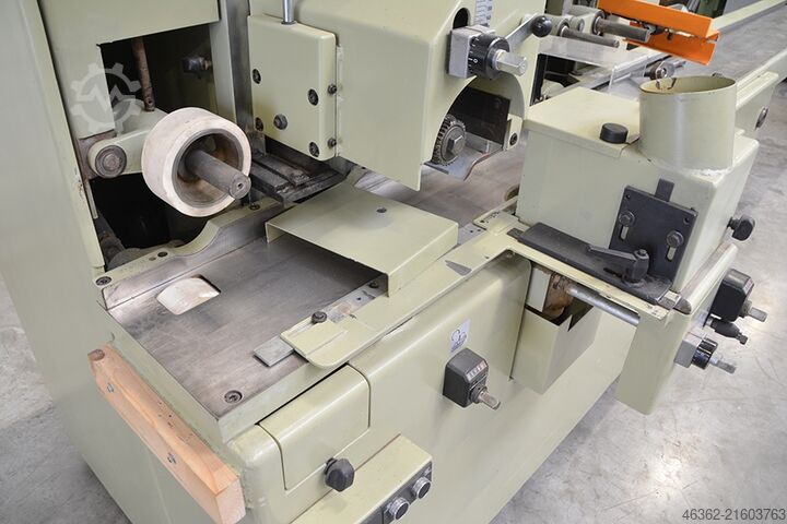 Négyoldalas gyalu SCM Compact 22