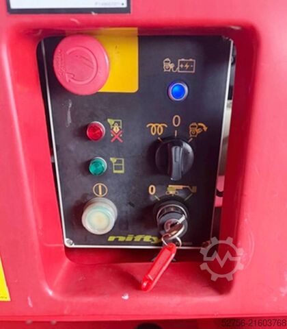 Articulated boom lift Niftylift BS2191-HR21