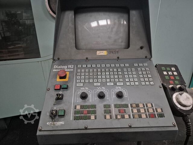 BRUGT VERTIKALT BEARBEJDNINGSCENTER FABR. DMG, MODEL DMC 100 V DMG DMC 100 V