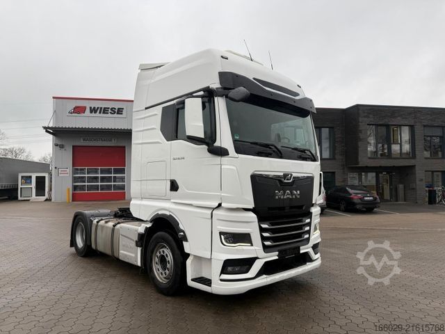 Standard tractor unit MAN TGX 18.510 mit Hydraulik