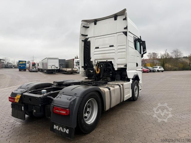 Standard tractor unit MAN TGX 18.510 mit Hydraulik