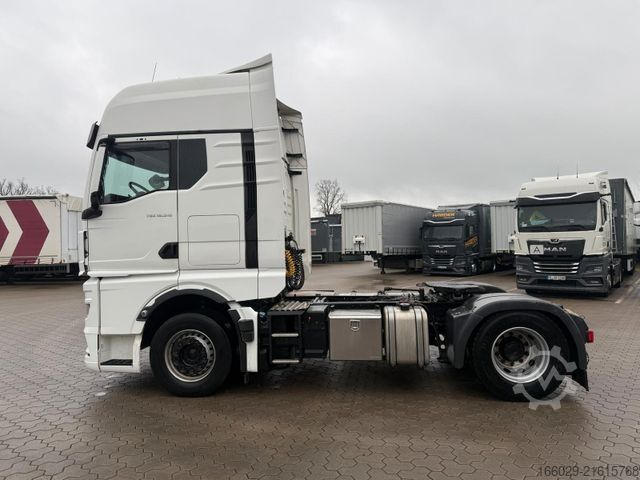 Standard tractor unit MAN TGX 18.510 mit Hydraulik