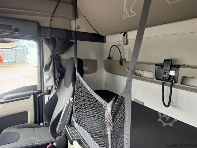 Standard tractor unit MAN TGX 18.510 mit Hydraulik