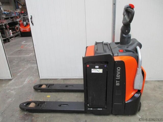 Palletwagen TOYOTA LPE200