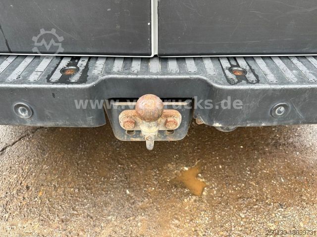 High top van RENAULT Master DCI 135 4x2