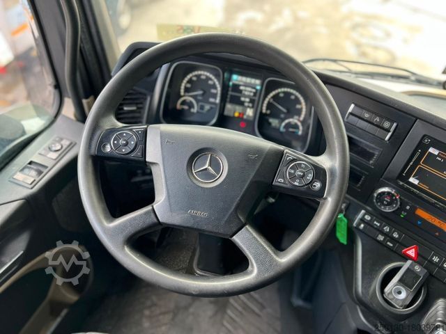 Třístranný sklápěč MERCEDES-BENZ Actros 1853 LL 4x2 Stehmann DSK  Navi Fleet ACC