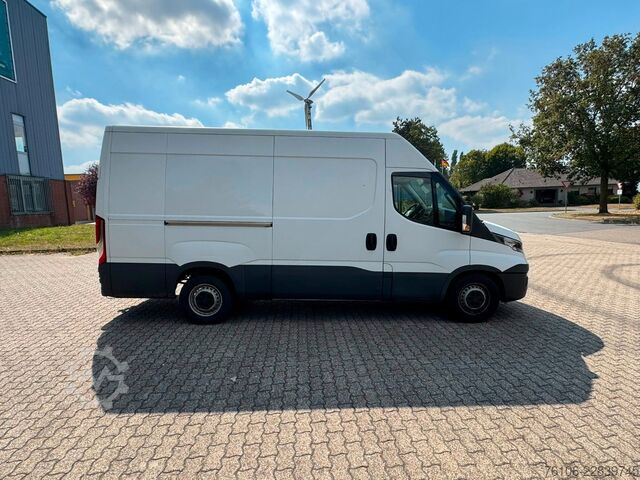 Kassevogn IVECO Daily 35S16 Hi-Matic Kastenwagen L2H2
