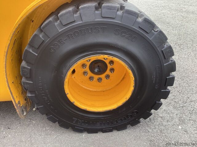 Teleszkópos kezelő JCB TLT35