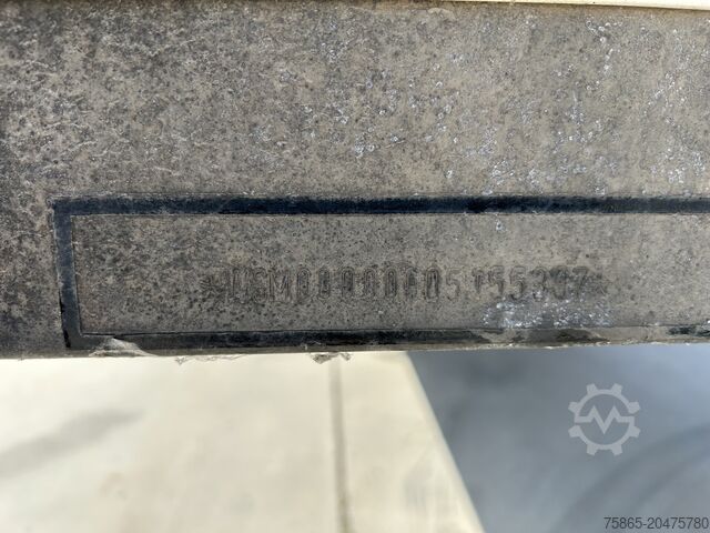 Koffer Schmitz Cargobull SCB S3B / Box Trailer / BPW Drum / NL Trailer