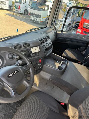 Commercial vehicle DAF CF 85 - 460 GANCIO SCARRABILE 30 TON 8X2
