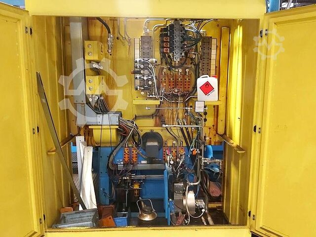 Cylindrical grinding machine JUNKER Quickpoint 3000/20