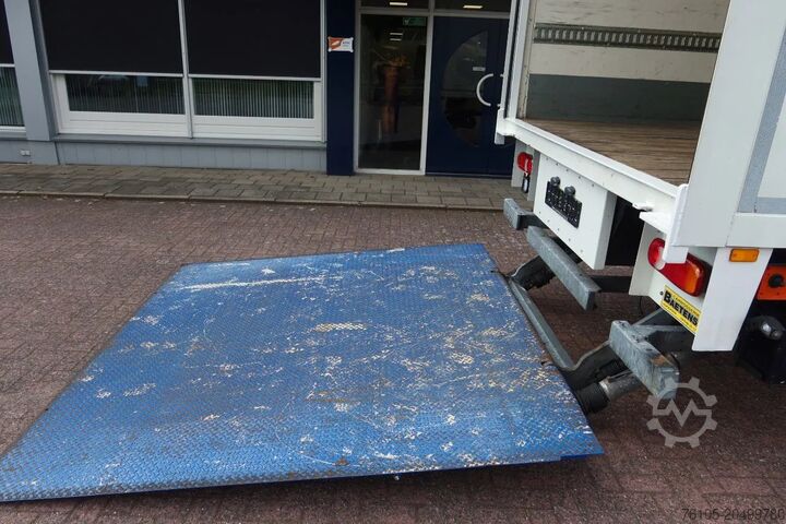 Bőrönd DAF CF 290 Bak+Klep Dhollandia 2.000 kg