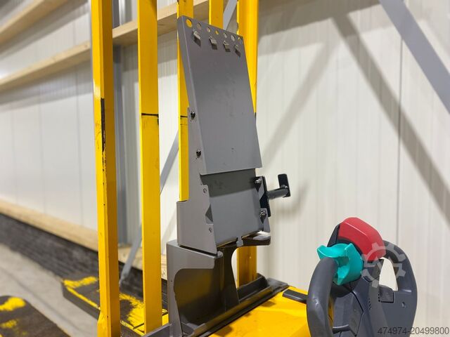 Manual stacker Jungheinrich C20 - 2018