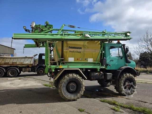 Truck chassis UNIMOG U5000 4x4 Chassis, Standklima, 4374/45