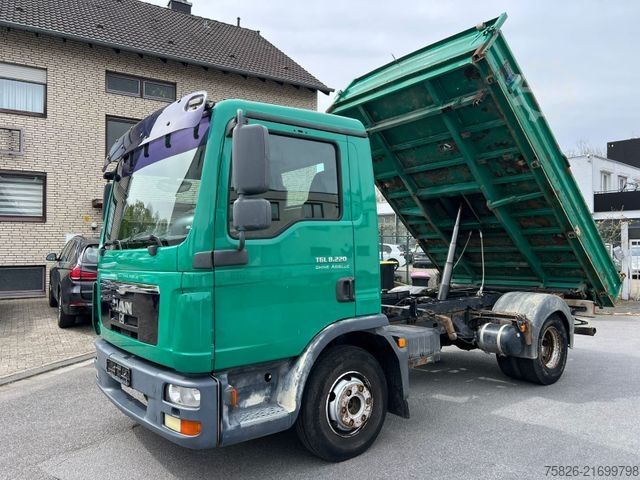 Three-way tipper van MAN TGL 8.220 MEILLER*Kipphydraulik*No Adblue*