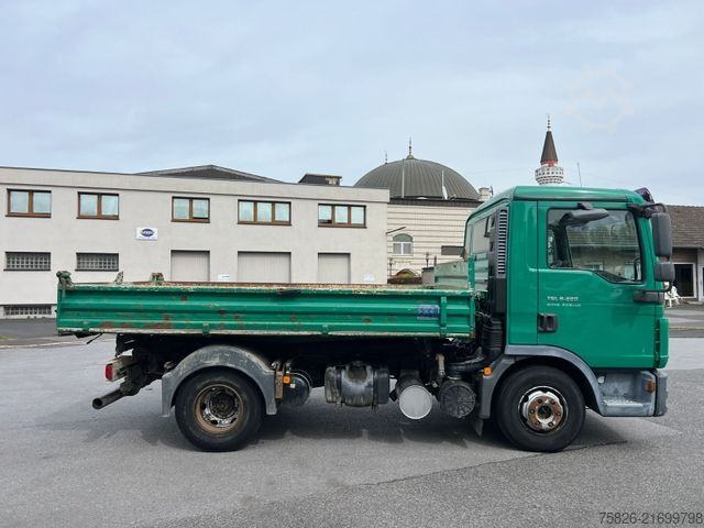 Three-way tipper van MAN TGL 8.220 MEILLER*Kipphydraulik*No Adblue*