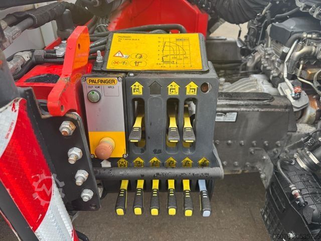 Furgão basculante FUSO 7 C 18 Kipper Meiller Kran Palfinger PK 7000