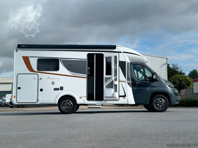 Autocaravana semi-integrada BÜRSTNER Lyseo TD 644 G FIat*Markise*Solar*Freistaat*