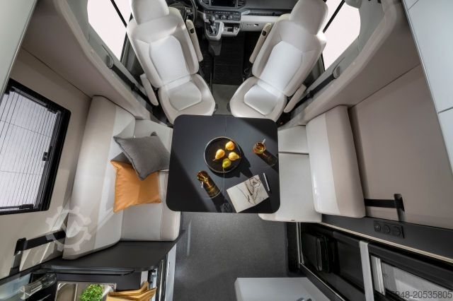 Autocaravana semi-integrada ADRIA Compact Max DL *VW Crafter*Automatik*