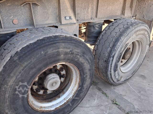 Ανατρεπόμενο φορτηγό Kaiser Robuste S3302G37 * ± 30m3 * Steel *