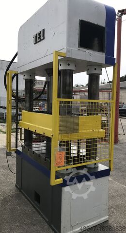 Hydraulisk press, fyrpelarpress 100 t Eitel