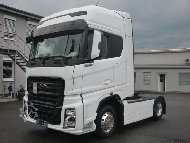 Standardni SZM Ford F-MAX 500 NAVI Alufelgen ACC