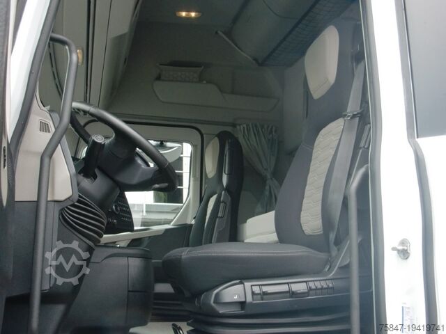 Standardni SZM Ford F-MAX 500 NAVI Alufelgen ACC