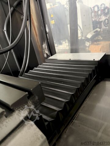 Mașină CNC de rectificat interior cilindric Combitec CT-450