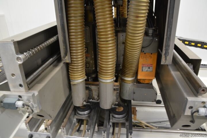 Obráběcí centrum MORBIDELLI U46