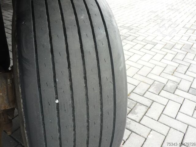 Systém BDF Krone AZ 2as anhanger with twistlocks and plateau