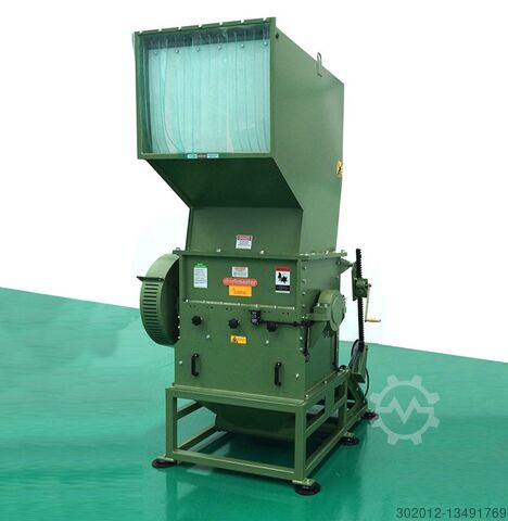 CM H 100 frees Crushmaster H 100