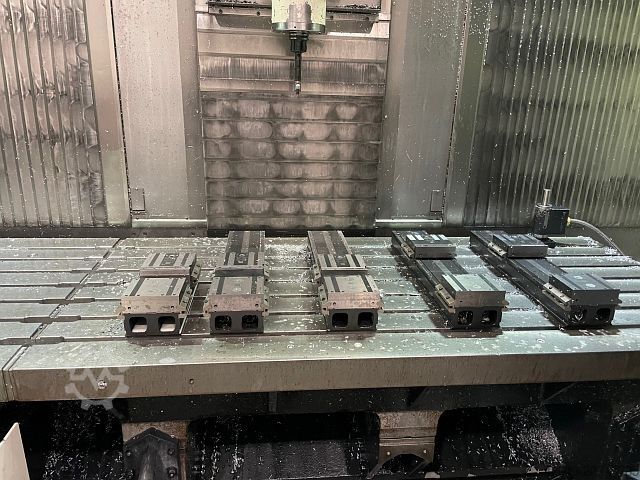 Centrum obróbcze - pionowe MAZAK VTC800/30SLR