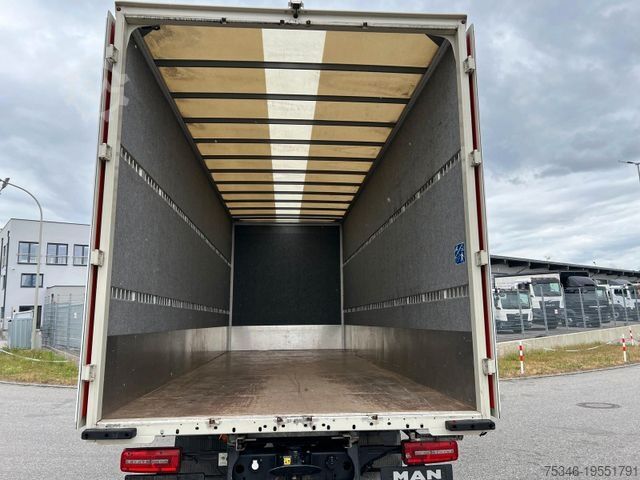 Speciális rendeltetésű teherautó MAN TGM 15.290LL/ 7,25m Koffer 2,75m hoch/nur 94 tkm