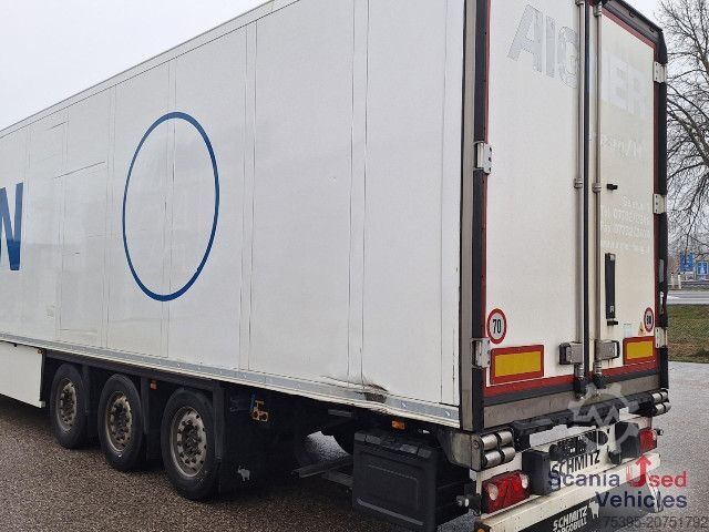 Reefer semitrailer Schmitz Cargobull SCB Kühl!