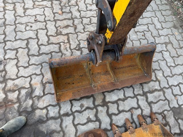 Mini excavator BOBCAT E26 / 2016 BJ / 3 x Löffel / 3.905 H